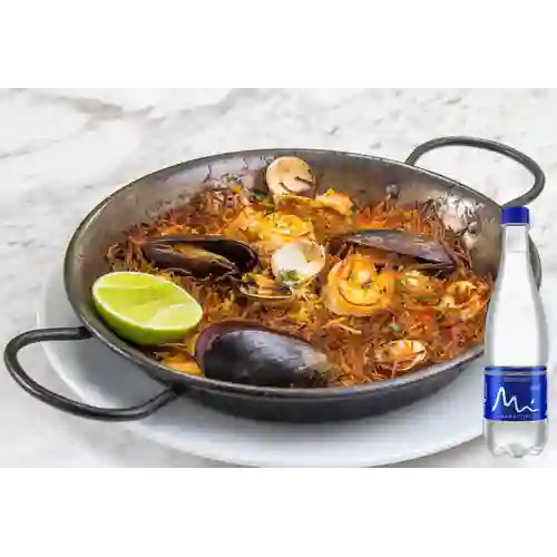 Combo Fideuá de Mariscos + Manantial Sin Gas 600ML