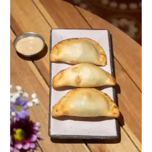 Empanada Argentina de Pollo