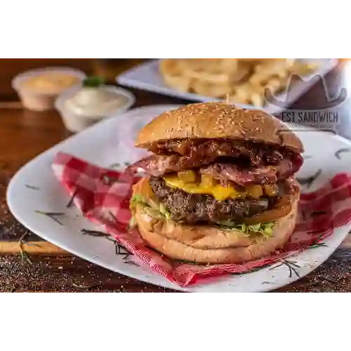 Hamburguesa West + Gaseosa 250 ml