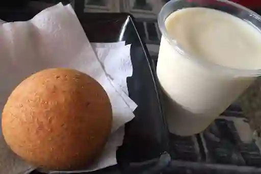 Combo Avena Fría con Buñuelo