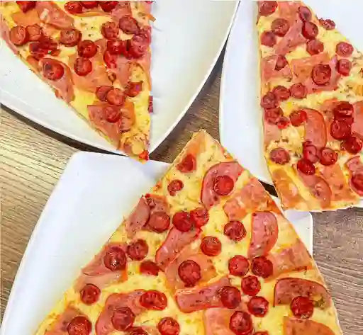 Pizza Jamón Cábano