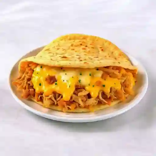Arepa pollo queso