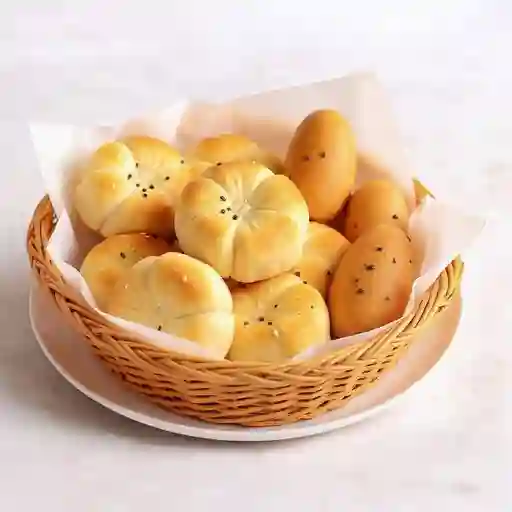 Canasta de mini pan x8