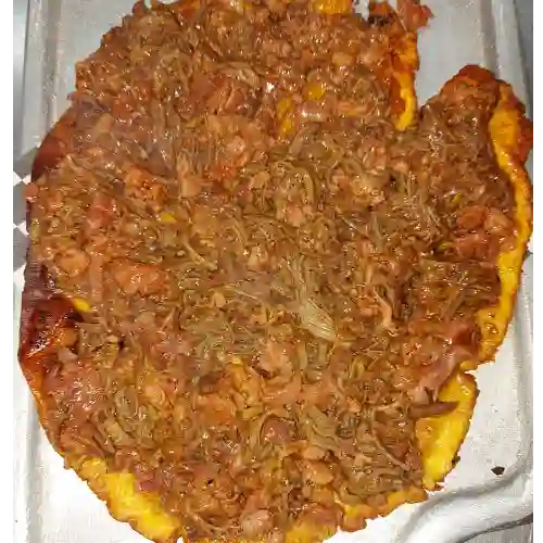 Patacón con Carne