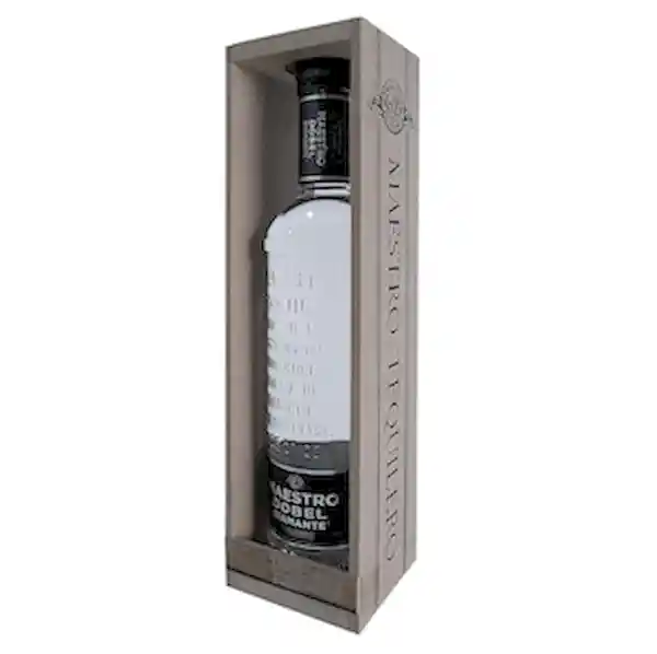Maestro Dobel Diamante Tequila Reposado