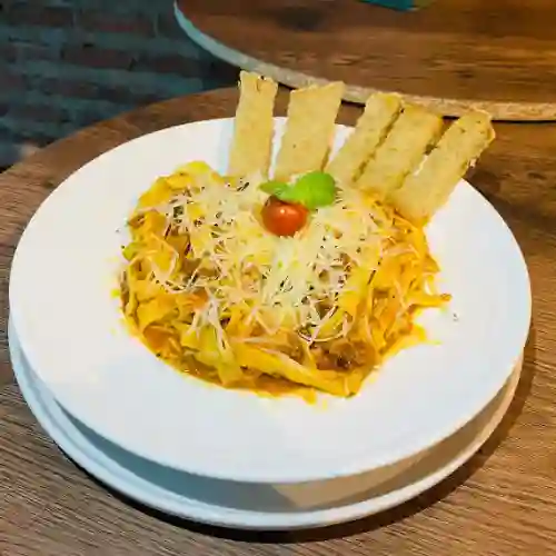 Fetuccini Pollo Champiñon