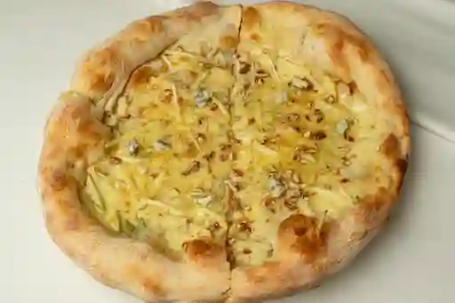 Pizza de Queso Azul, Manzana y Nueces