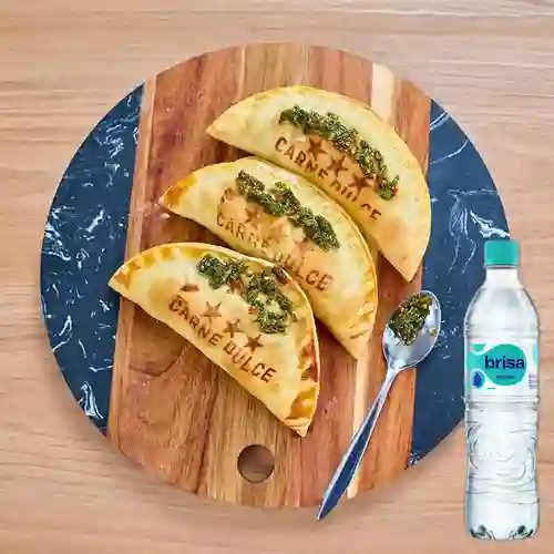 Combo Empanada Carne Dulce + Brisa Sin Gas 600ML