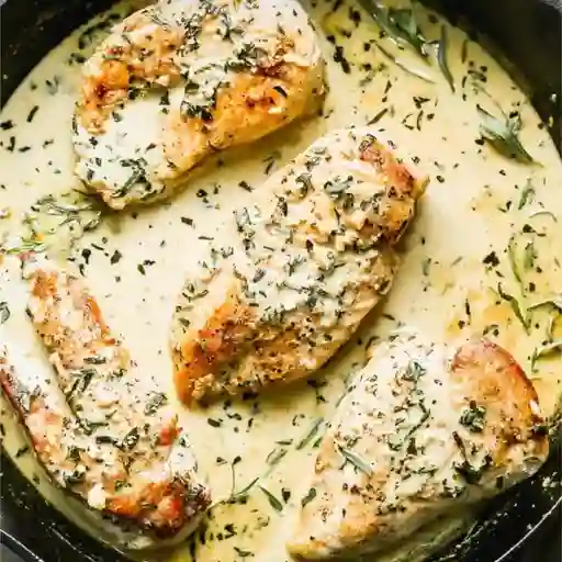 Pollo keto en salsa estragon