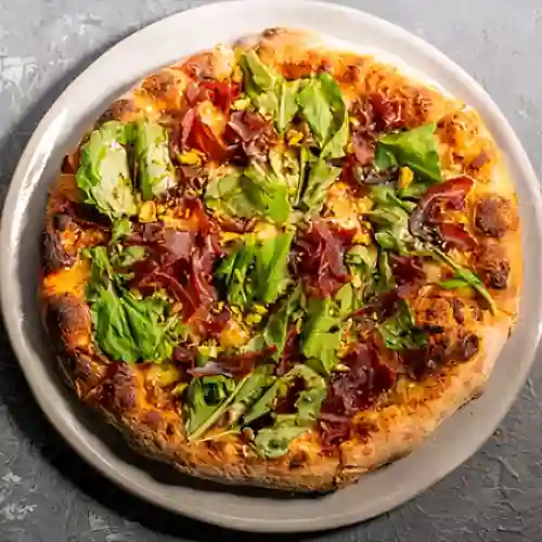 Pizza de Bresaola y Pistacho