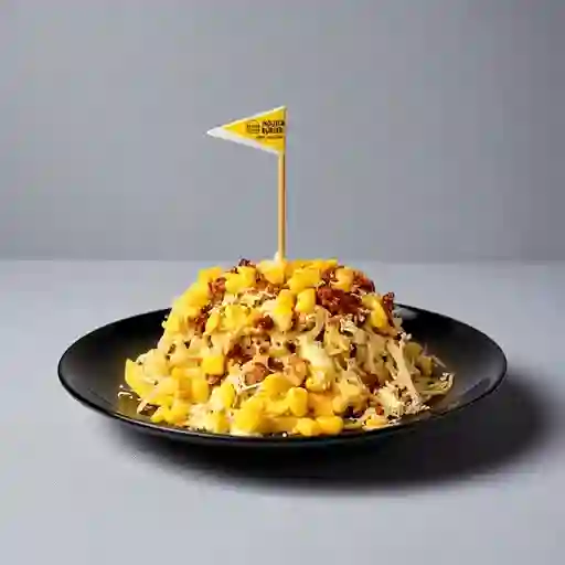 Salchipapa Pollosuiza