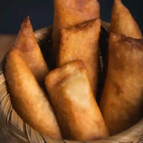 Empanada de Arequipe y Queso