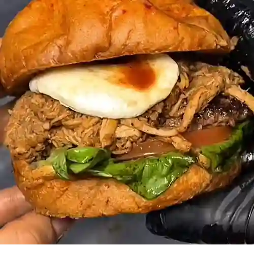 Hamburguesa Clasica Desmechada