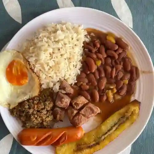 Bandeja Paisa