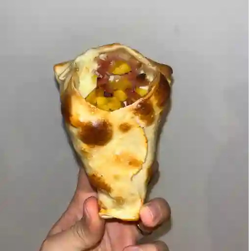 Empanada maduritos y tocineta