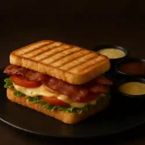 Jamon queso y tocineta