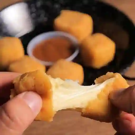 Wild cheese cubitos + coca cola