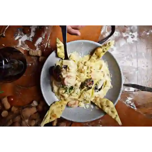 Pasta Frutos de Mar