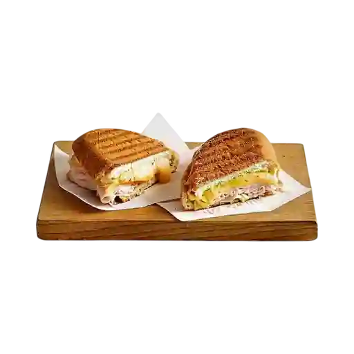Panini Jamón y Desgranado