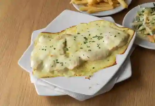 Pechuga en salsa de queso