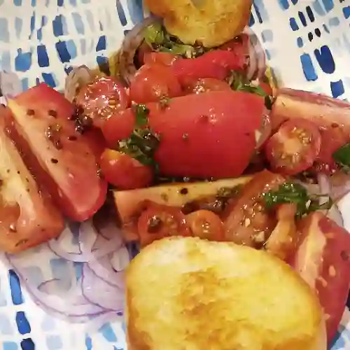 Tomato salad