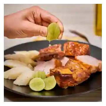 Picada Chicharrón para Dos