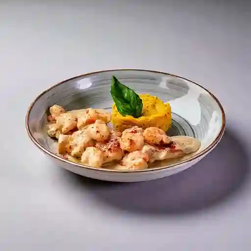 Pechuga de Pollo con Camarones