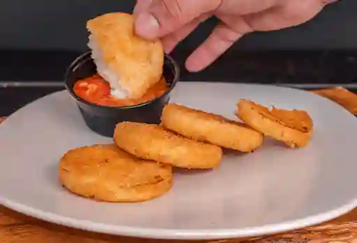 Arepas Fritas con Hogao