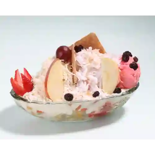 Ensalada de frutas mixta coco y queso