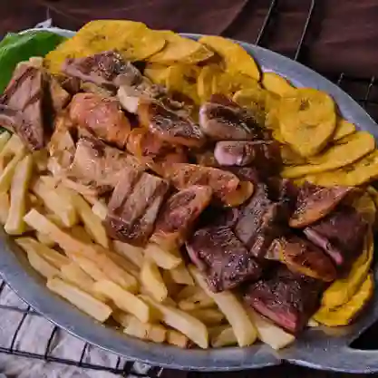 Picada de la casa