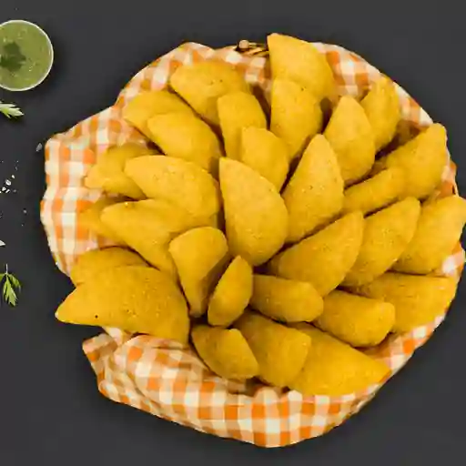 50 Empanadas