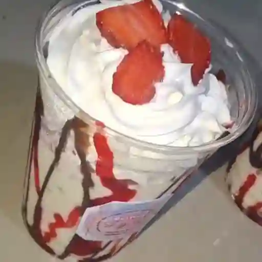 Fresas con crema 16 oz