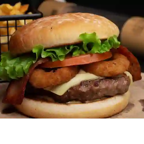 Hamburguesa Aros de Cebolla y Tocineta