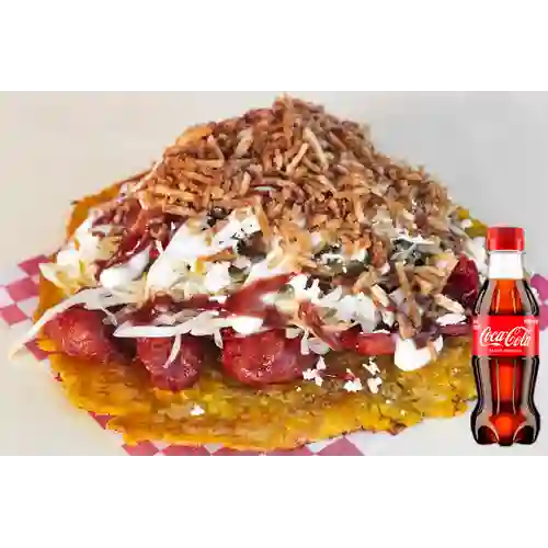 Combo Patacón con Chorizo + Coca Cola Original 250ML