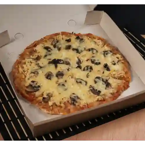 Pizza Pollo con Champiñones