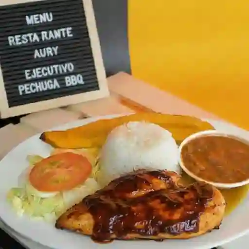 Ejecutivo con pechuga bbq