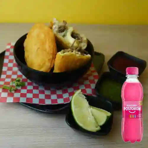Combo Empanada de Sobrebarriga +Postobón Manzana 250ml