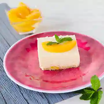 Tres Leches con Melocotón