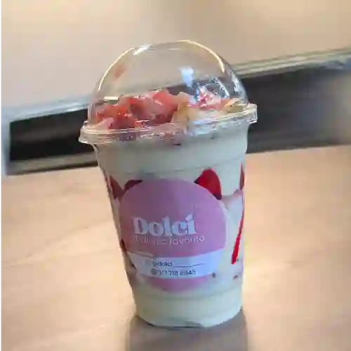 Fresas con Crema de 12 Onzas