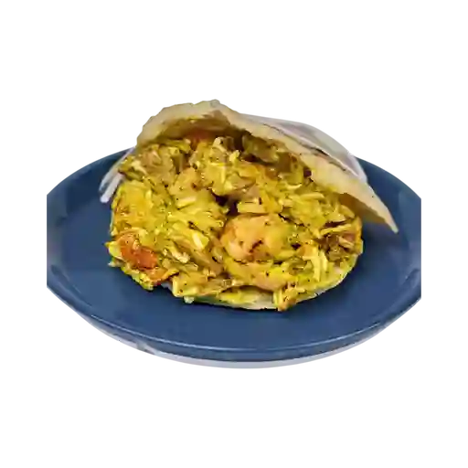 Arepa de Pollo y Lomo Fino
