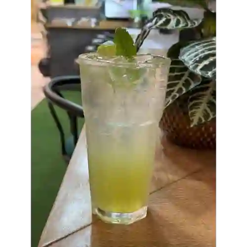 Limonada Hierva Buena