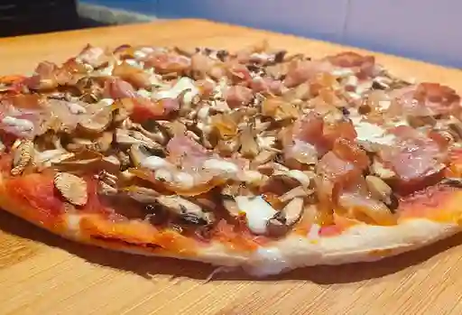Pizza Pollo Champiñón