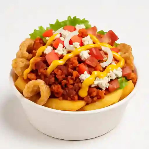 Papas con Chicharrones Chorizo