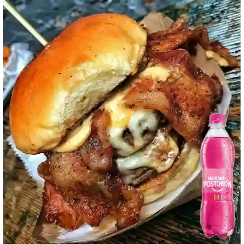 Combo Hamburguesa Doble + Manzana 400 ml