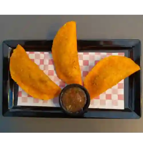 3 Empanadas de Papa, Carne