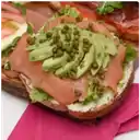 Sándwich Salmón Ahumado Aguacate