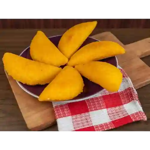 Empanada de Maíz de Pollo