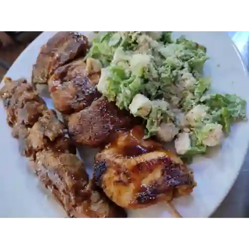 Chuzos de Pollo, Cerdo , O Mixto