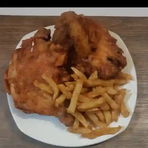 1/2 Pollo y Papa a la Francesa .