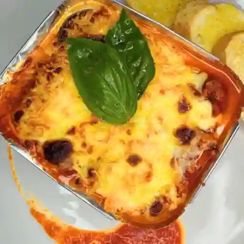 Lasagna Keto y Bebida Personal